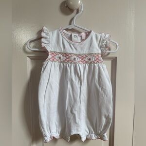 EUC Kissy Kissy outfit size 3-6 M